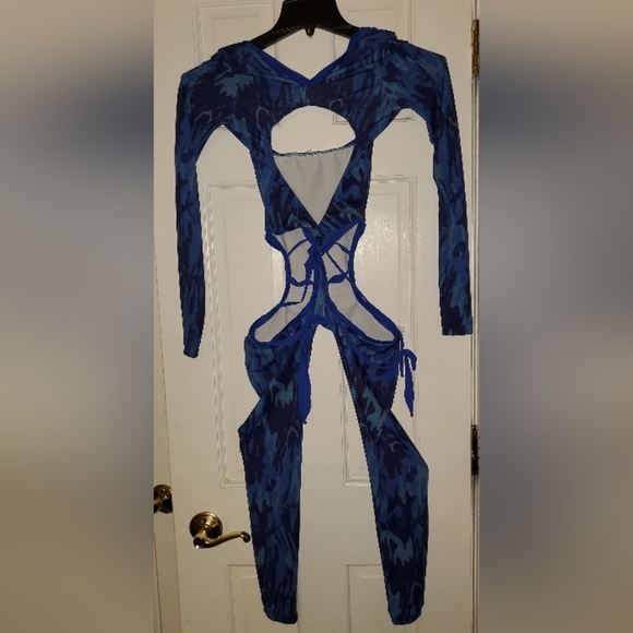 BARTENDER UNIFORM BOTTLE GIRL OUTFIT S - Picture 5 of 5